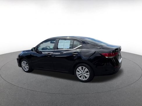 Used 2025 Nissan Sentra S FWD image 10