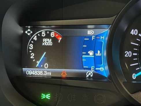 Used 2019 Ford Edge Titanium w/ Cold Weather Package image 17