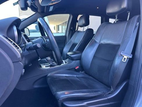 Used 2017 Jeep Grand Cherokee Altitude image 9