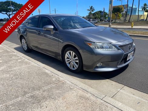 Used 2013 Lexus ES 350 FWD image 2