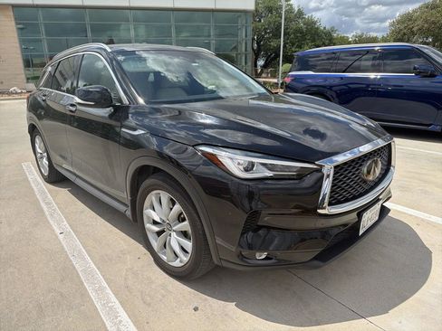 Certified 2019 INFINITI QX50 Luxe w/ Cargo Package image 2