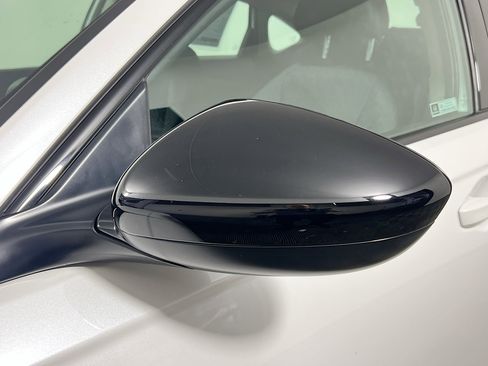 Used 2025 Honda Accord SE image 12