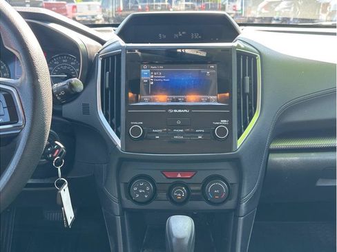 Used 2018 Subaru Impreza 2.0i Premium w/ Eyesight & BSD & Rcta AWD/4WD image 18