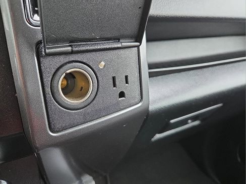 Used 2018 Ford F150 XLT w/ Equipment Group 302A Luxury image 21