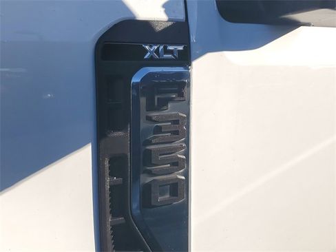 Used 2024 Ford F350 XLT image 6