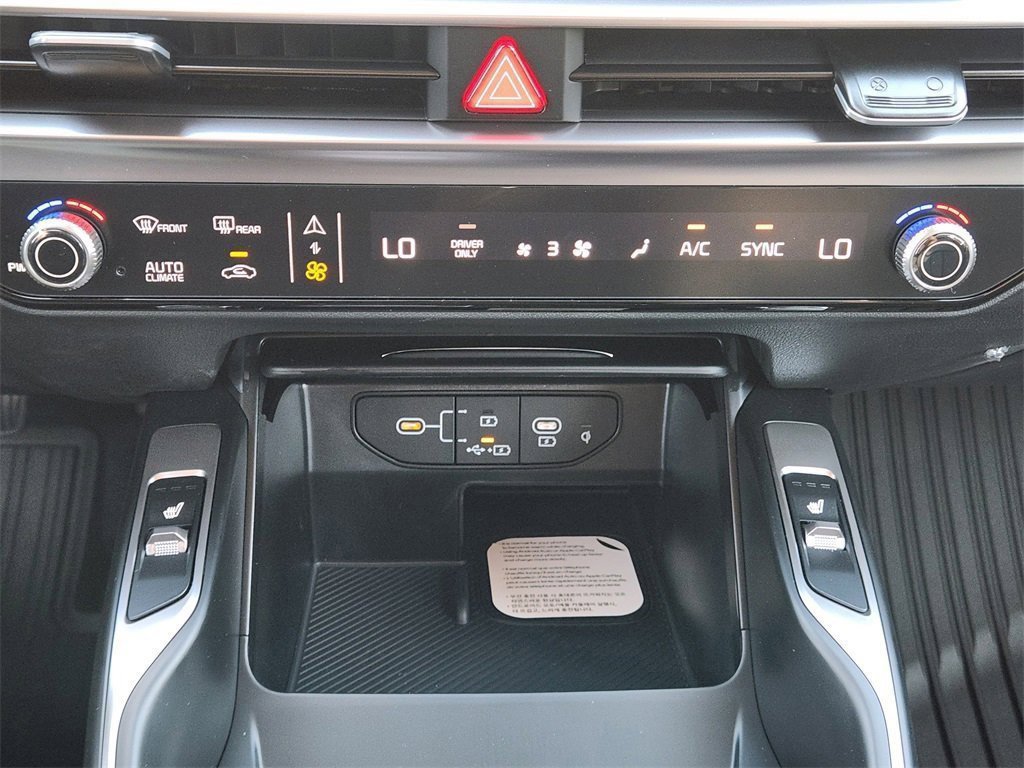 New 2026 Kia Sorento EX AWD/4WD image 17
