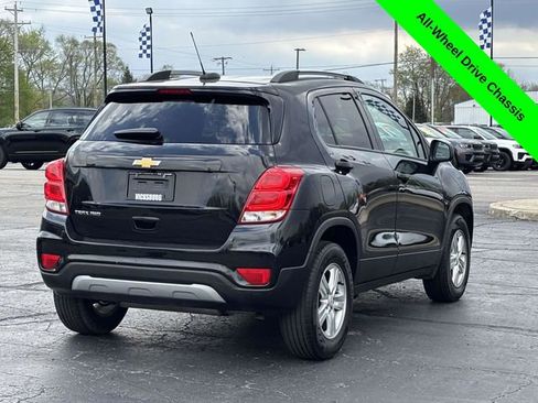 Used 2021 Chevrolet Trax LT AWD/4WD image 29