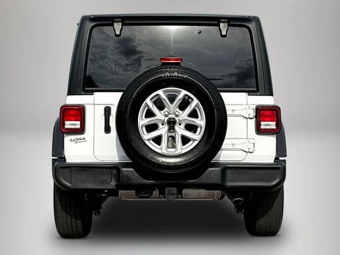 Used 2023 Jeep Wrangler Unlimited Sport AWD/4WD image 6
