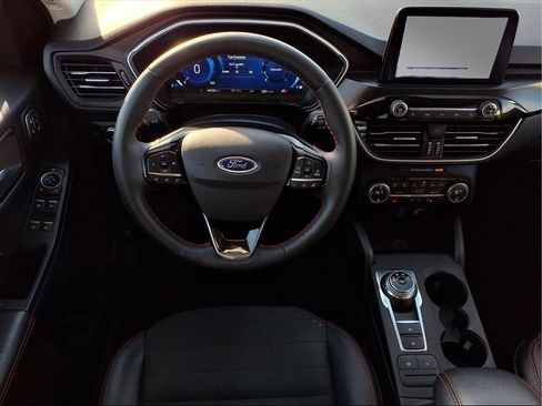 Used 2021 Ford Escape SEL w/ SEL Stealth AWD Package image 2