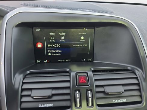 Used 2017 Volvo XC60 T6 R-Design w/ Climate Package image 24