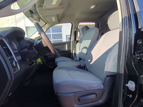 Used 2013 RAM 1500 ST w/ SXT Appearance Group image 26