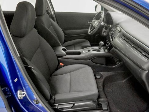 Used 2018 Honda HR-V LX image 29