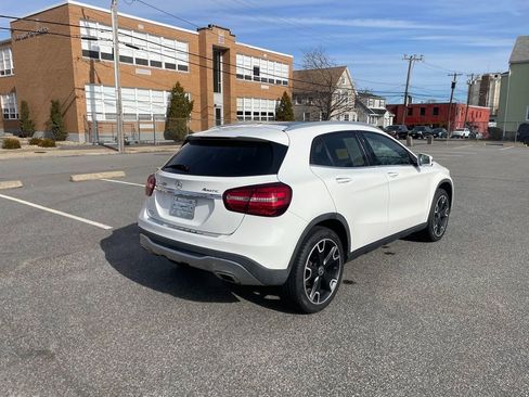 Used 2019 Mercedes-Benz GLA 250 250 4MATIC image 5