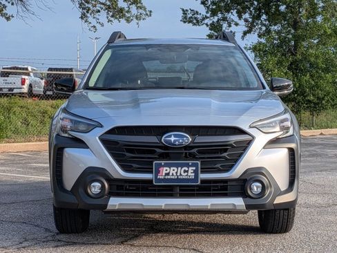 Used 2025 Subaru Outback Limited w/ Popular Package #2 AWD/4WD image 2