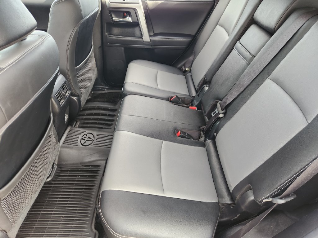Used 2023 Toyota 4Runner SR5 Premium w/ Moonroof Package AWD/4WD image 18