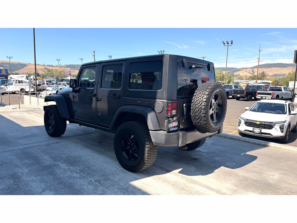 Used 2017 Jeep Wrangler Unlimited Sport AWD/4WD image 3