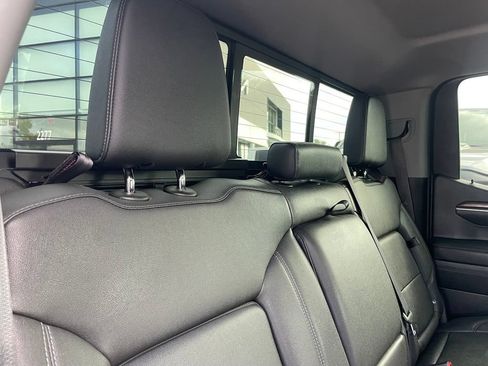 Used 2022 Chevrolet Silverado 1500 RST AWD/4WD image 29