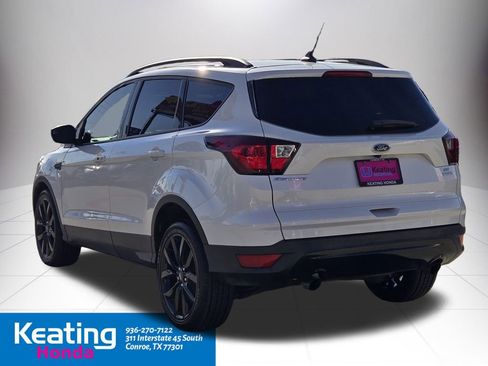 Used 2019 Ford Escape SE image 8