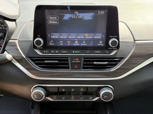 New 2026 Nissan Altima 2.5 SV FWD image 18
