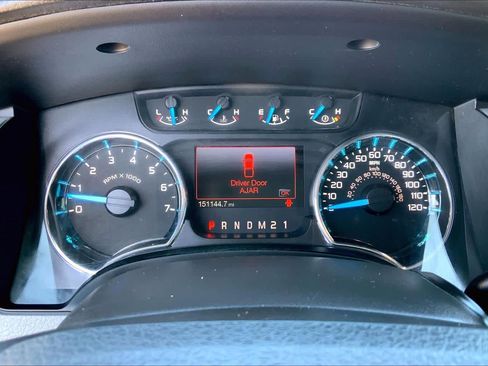Used 2013 Ford F150 XLT w/ Luxury Equipment Group RWD image 22
