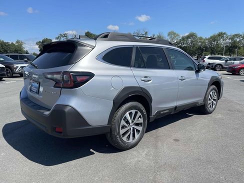 Used 2025 Subaru Outback Premium w/ Popular Package #1 image 27