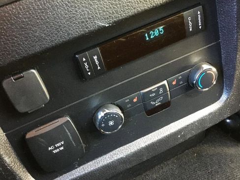 Used 2017 Ford Expedition Limited RWD image 21