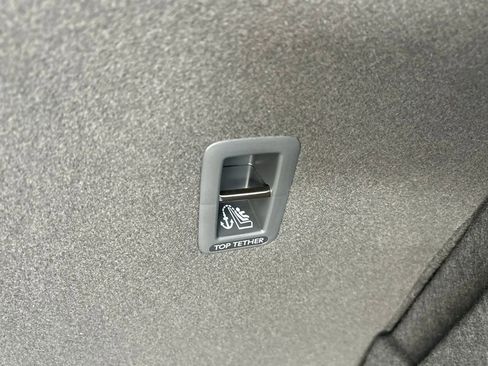 New 2026 Volkswagen Taos SE image 42