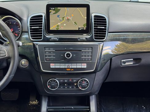 Used 2017 Mercedes-Benz GLE 350 image 25