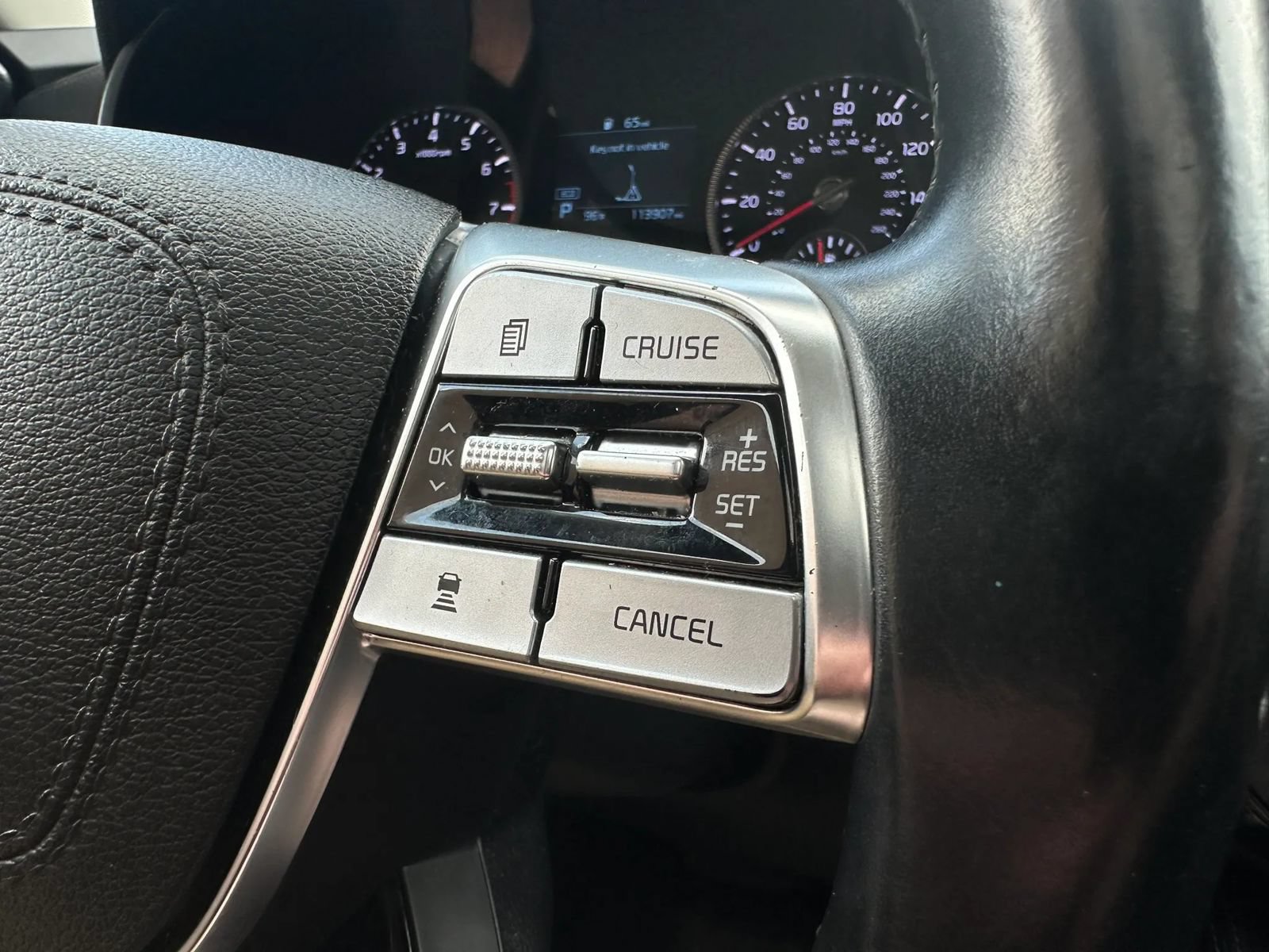 Used 2022 Kia Telluride EX FWD image 28
