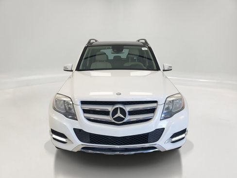 Used 2015 Mercedes-Benz GLK 350 4MATIC image 2