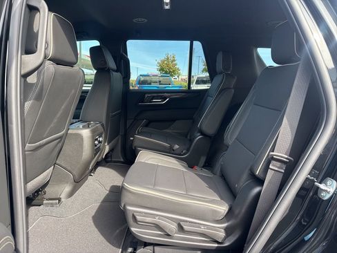 New 2026 GMC Yukon Elevation image 28