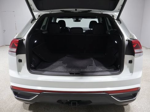 Used 2025 Volkswagen Atlas Cross Sport SE AWD/4WD image 19