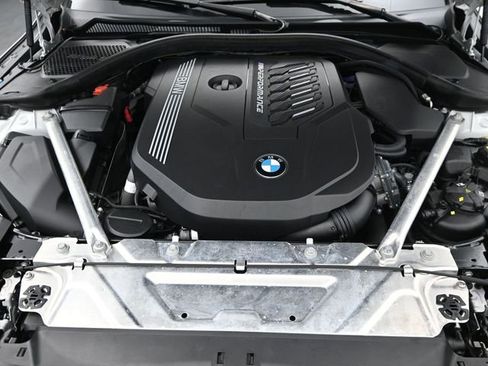 Used 2022 BMW M440i Coupe w/ Premium Package image 20