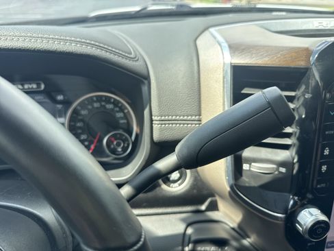 Used 2024 RAM 3500 Laramie w/ Towing Technology Group AWD/4WD image 20
