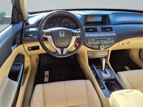 Used 2010 Honda Crosstour EX-L image 9