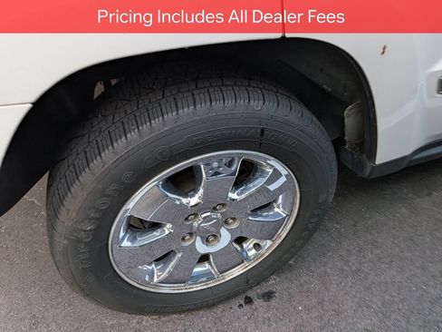 Used 2010 Jeep Grand Cherokee Limited w/ Trailer Tow Group AWD/4WD image 8