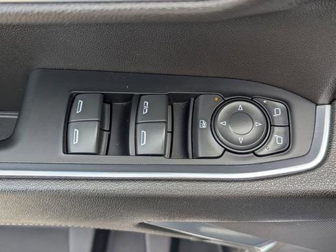 Used 2023 Chevrolet Silverado 1500 LT AWD/4WD image 14