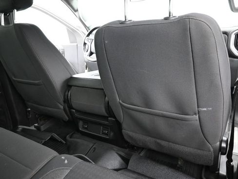 Used 2023 Chevrolet Silverado 2500 LT AWD/4WD image 24