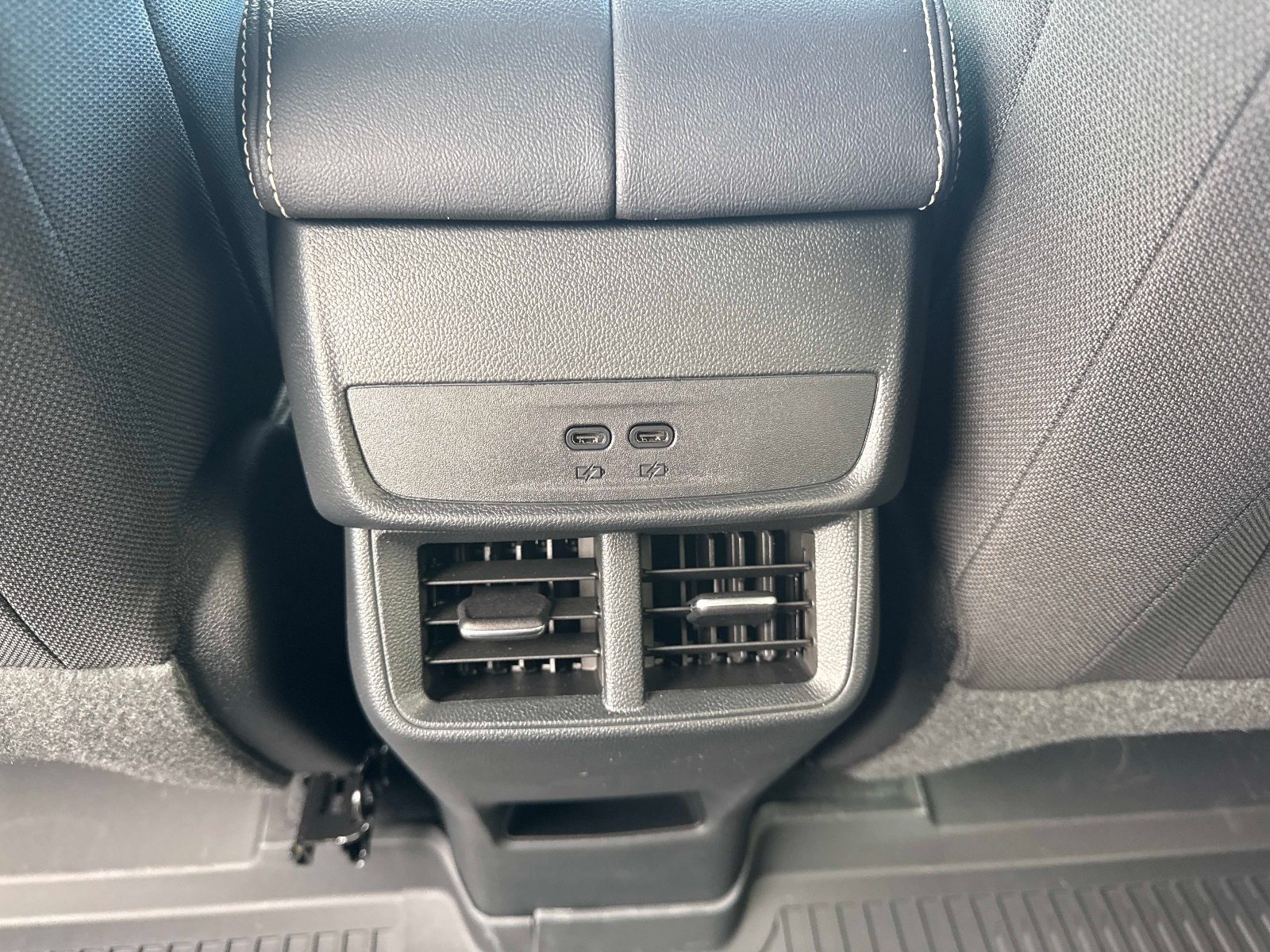 New 2027 GMC Terrain Elevation w/ Black Edition FWD image 15