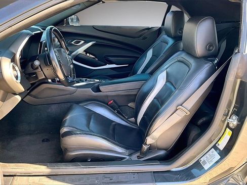 Used 2018 Chevrolet Camaro LT w/ RS Package image 20