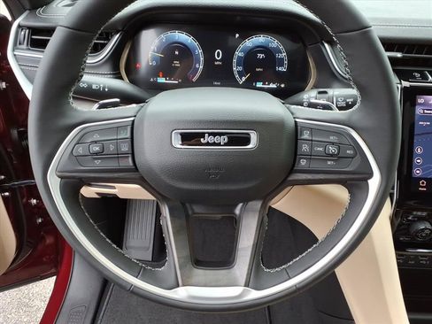 New 2025 Jeep Grand Cherokee Limited image 19