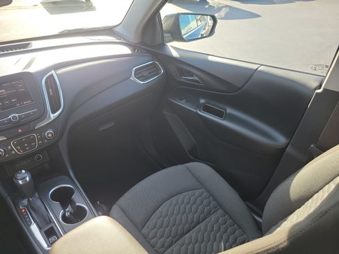 Used 2020 Chevrolet Equinox LT AWD/4WD image 16