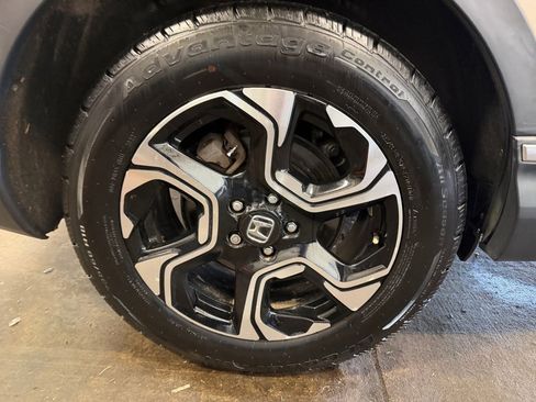 Used 2018 Honda CR-V Touring image 27