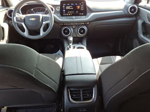 Used 2024 Chevrolet Blazer LT w/ Convenience Package FWD image 16