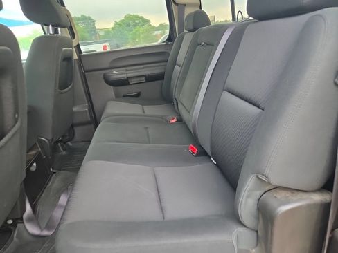 Used 2012 Chevrolet Silverado 2500 LT w/ Interior Plus Package AWD/4WD image 6