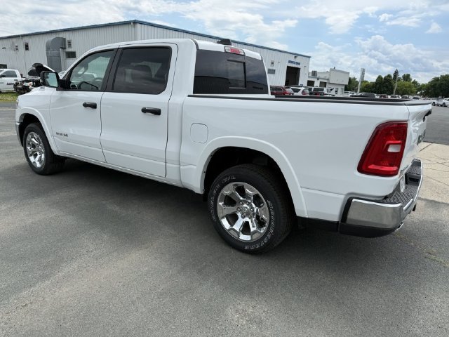 Used 2026 RAM 1500 Big Horn AWD/4WD image 5