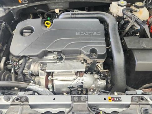 Used 2024 Chevrolet Malibu LT FWD image 37