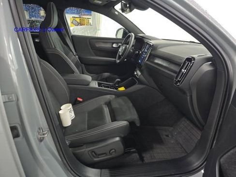 Certified 2024 Volvo C40 P8 Recharge Plus w/ Climate Package image 9