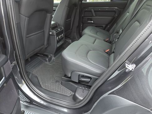 Used 2025 Land Rover Defender 110 S AWD/4WD image 17