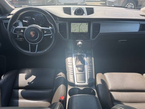 Used 2016 Porsche Macan Turbo w/ Premium Package Plus AWD/4WD image 17